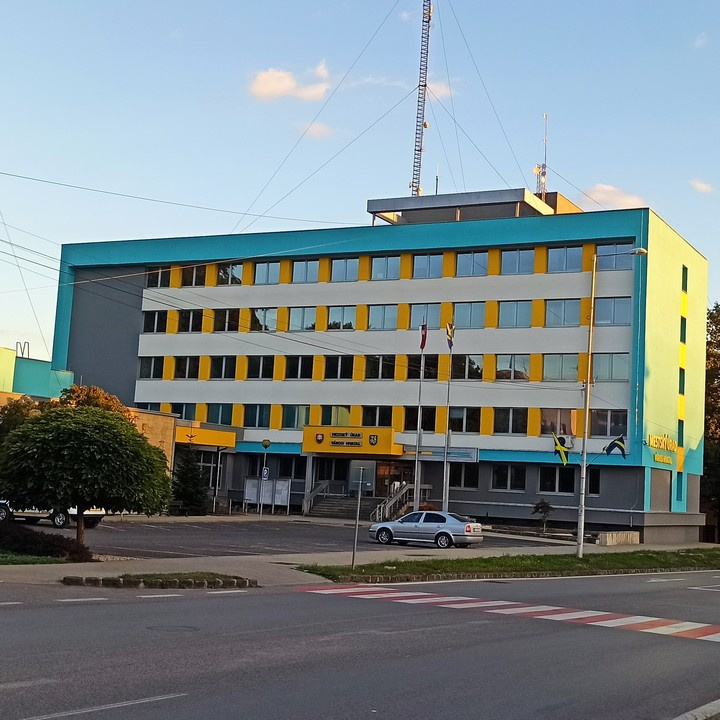 Mestský úrad v Rožňave bude dňa 30. apríla 2024  zatvorený