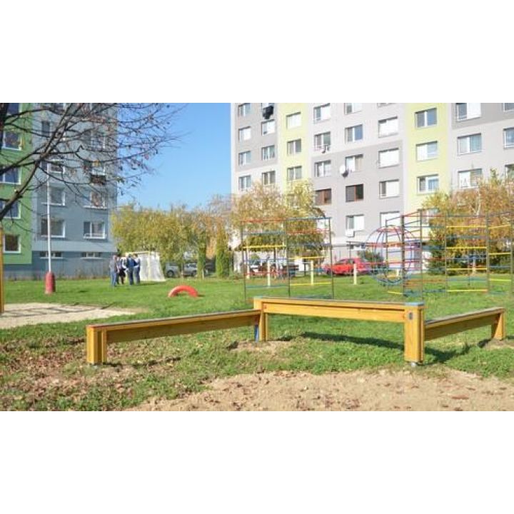 Fotka - Detské ihrisko už slúži deťom