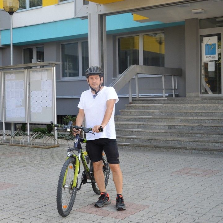 Do práce na bicykli
