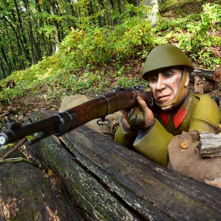 Dvaja noví vojaci strážia náučný chodník BOJISKO RIMAVSKÁ BAŇA