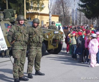 DOD - voj. posadka + slávn. nástup jednotiek z misií
