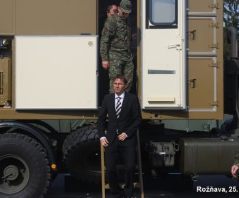 DOD - voj. posadka + slávn. nástup jednotiek z misií