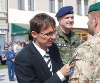 DOD - voj. posadka + slávn. nástup jednotiek z misií