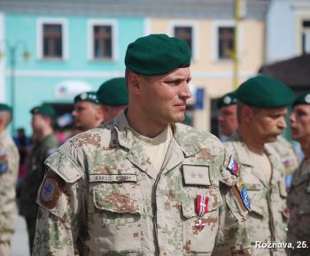 DOD - voj. posadka + slávn. nástup jednotiek z misií