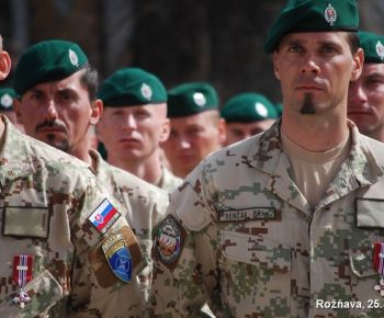 DOD - voj. posadka + slávn. nástup jednotiek z misií