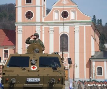 DOD - voj. posadka + slávn. nástup jednotiek z misií