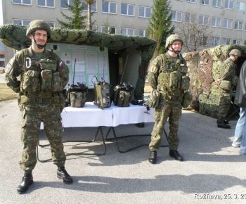 DOD - voj. posadka + slávn. nástup jednotiek z misií