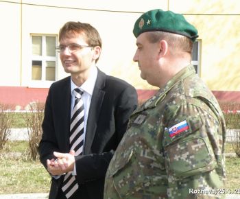 DOD - voj. posadka + slávn. nástup jednotiek z misií