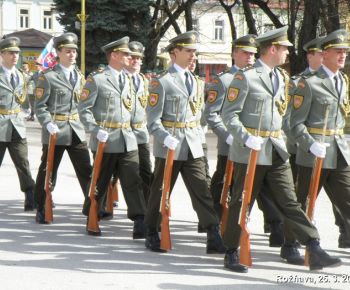 DOD - voj. posadka + slávn. nástup jednotiek z misií