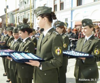 DOD - voj. posadka + slávn. nástup jednotiek z misií