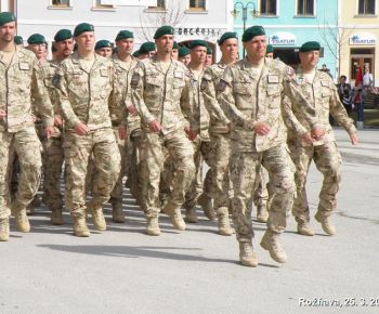 DOD - voj. posadka + slávn. nástup jednotiek z misií
