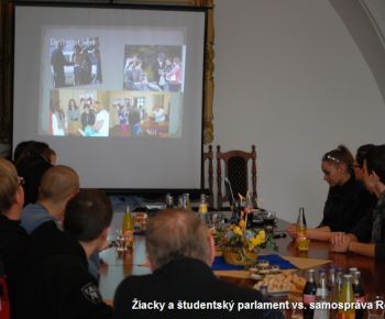 Žiacky a štud. parlament vs. samospráva mesta