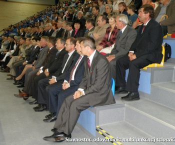 Multifunkcna telocvicna - odovzdanie