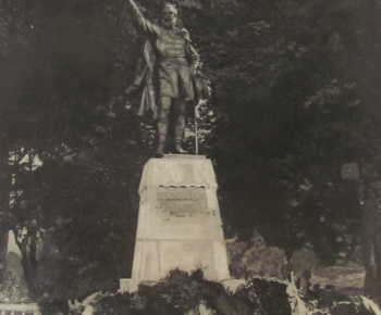 Socha Lajosa Kossutha – bronzová socha v nadživotnej veľkosti