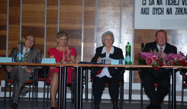 40. výročie vzniku Klubu dôchodcov v Rožňave 40. výročie vzniku Klubu dôchodcov v Rožňave