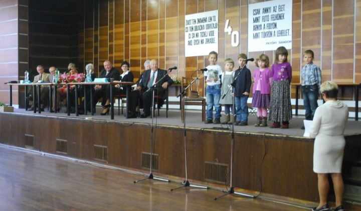 40. výročie vzniku Klubu dôchodcov v Rožňave 40. výročie vzniku Klubu dôchodcov v Rožňave