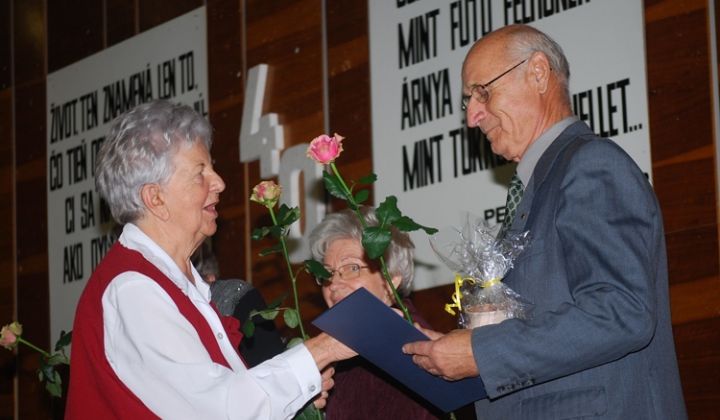 40. výročie vzniku Klubu dôchodcov v Rožňave 40. výročie vzniku Klubu dôchodcov v Rožňave
