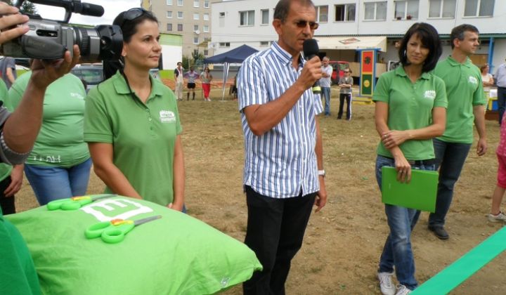 Nové detské ihrisko - sídl. JUH - slávnostné otvorenie Nové detské ihrisko - sídl. JUH - slávnostné otvorenie