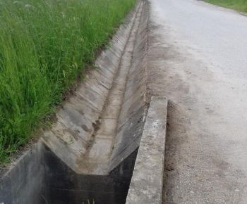 Čistenie záchytných rigolov