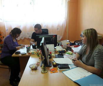 Terénna sociálna práca v meste Rožňava / Záškoláctvo riešia aj térenni sociálni pracovníci - foto