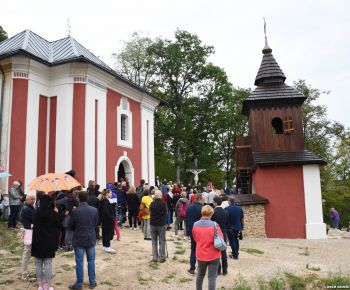 Spravodajstvo z podujatí / ZVONICI NA ROŽŇAVSKEJ KALVÁRII VRÁTILI ŽIVOT - foto