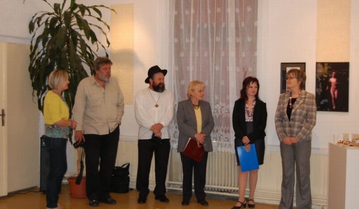 Vernisáž - Piatok, trinásteho Vernisáž - Piatok, trinásteho