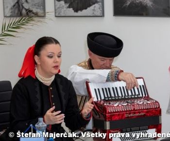 Spravodajstvo z podujatí / Zviditeľňovanie nadaných ľudí, umelcov, ktorí žijú, alebo sa narodili v bývalej Gemersko-malohonskej župe pokračuje - foto
