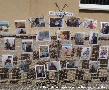 Spravodajstvo z podujatí / Záhrada plná kníh - foto