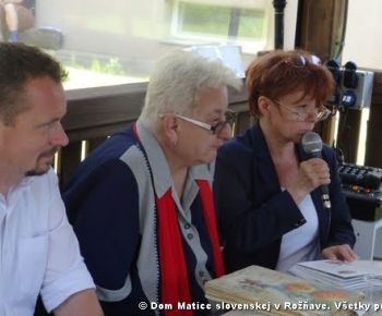 Spravodajstvo z podujatí / Záhrada plná kníh - foto