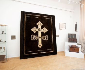 Spravodajstvo z podujatí / Prezentácia reštaurovanej pohrebnej prikrývky z roku 1824 - foto