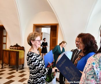 Spravodajstvo z podujatí / Pozdravenie pedagogických a nepedagogických zamestnancov  odchádzajúcich do dôchodku - foto