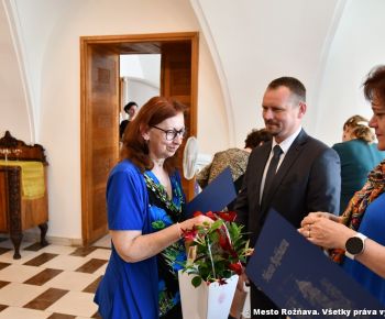 Spravodajstvo z podujatí / Pozdravenie pedagogických a nepedagogických zamestnancov  odchádzajúcich do dôchodku - foto