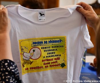 Spravodajstvo z podujatí / Pozdravenie pedagogických a nepedagogických zamestnancov  odchádzajúcich do dôchodku - foto