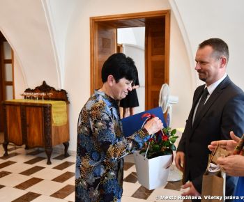 Spravodajstvo z podujatí / Pozdravenie pedagogických a nepedagogických zamestnancov  odchádzajúcich do dôchodku - foto