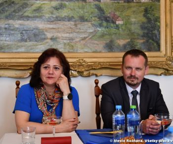 Spravodajstvo z podujatí / Pozdravenie pedagogických a nepedagogických zamestnancov  odchádzajúcich do dôchodku - foto