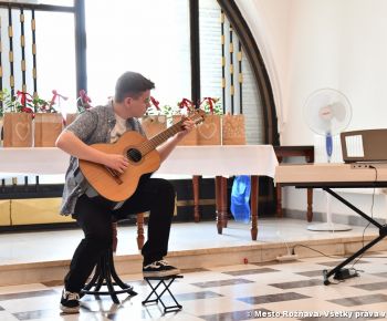Spravodajstvo z podujatí / Pozdravenie pedagogických a nepedagogických zamestnancov  odchádzajúcich do dôchodku - foto