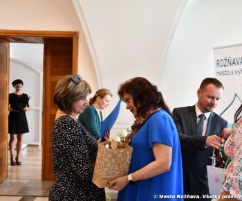 Spravodajstvo z podujatí / Pozdravenie pedagogických a nepedagogických zamestnancov  odchádzajúcich do dôchodku - foto