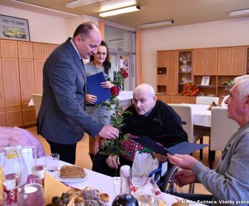 Spravodajstvo z podujatí / Oslava životných jubileí v Subsídiu,  špecializovanom zariadení a zariadení pre seniorov  - foto