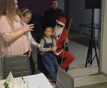 Spravodajstvo z podujatí / Nechýbal ani Dedo mráz - foto Spravodajstvo z podujatí / Nechýbal ani Dedo mráz - foto