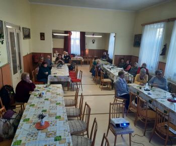 Akcie v dennom centre rok 2024 / Prednáška „Bezpečná jeseň života“ - foto