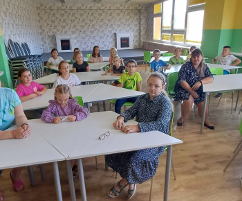 Terénna sociálna práca v meste Rožňava / Na deťoch z Ukrajiny z nám záleží - foto