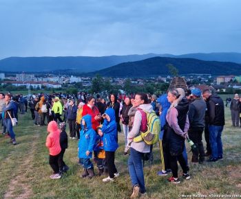 Spravodajstvo z podujatí / Rožňava opäť zažila Vatru Slobody: Oheň, hudba a spomienka na slobodu - foto