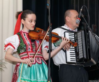 Spravodajstvo z podujatí / Medzinárodný festival detských folklórnych súborov v Rožňave očaril návštevníkov - foto