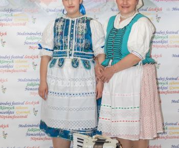 Spravodajstvo z podujatí / Medzinárodný festival detských folklórnych súborov v Rožňave očaril návštevníkov - foto