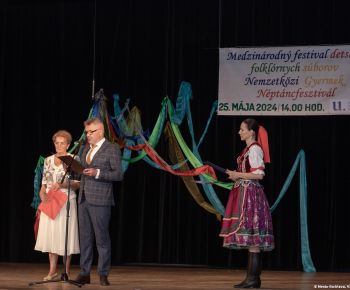 Spravodajstvo z podujatí / Medzinárodný festival detských folklórnych súborov v Rožňave očaril návštevníkov - foto