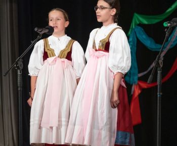 Spravodajstvo z podujatí / Medzinárodný festival detských folklórnych súborov v Rožňave očaril návštevníkov - foto