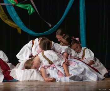 Spravodajstvo z podujatí / Medzinárodný festival detských folklórnych súborov v Rožňave očaril návštevníkov - foto