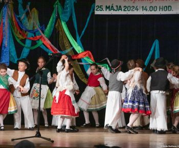 Spravodajstvo z podujatí / Medzinárodný festival detských folklórnych súborov v Rožňave očaril návštevníkov - foto