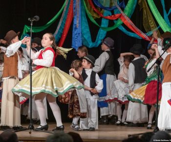 Spravodajstvo z podujatí / Medzinárodný festival detských folklórnych súborov v Rožňave očaril návštevníkov - foto