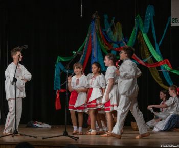 Spravodajstvo z podujatí / Medzinárodný festival detských folklórnych súborov v Rožňave očaril návštevníkov - foto
